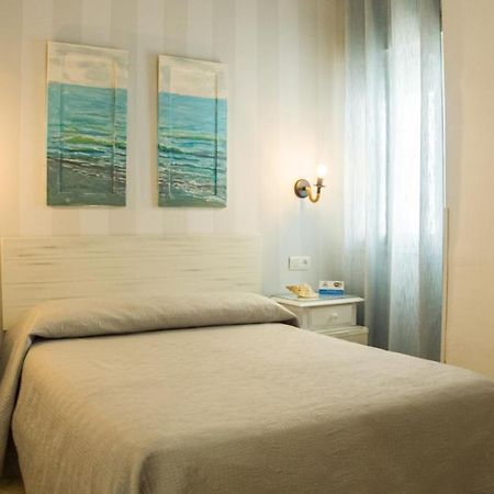 Hostal Patio Andaluz Punta Umbría Eksteriør bilde